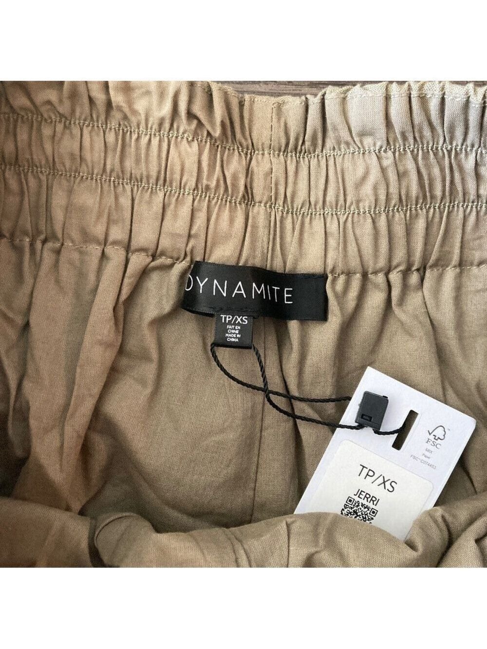 NEW Dynamite Jerri Pull On Linen Shorts High Waisted in Covert Green - Picture 5 of 10